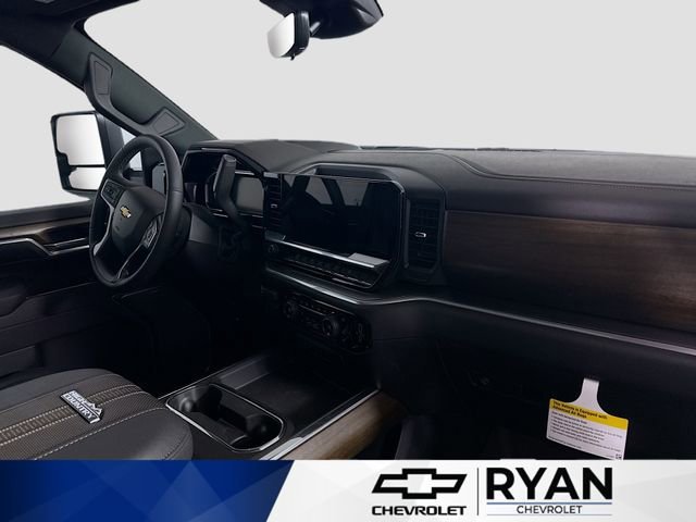 2026 Chevrolet Silverado 2500 HD High Country - Photo 30
