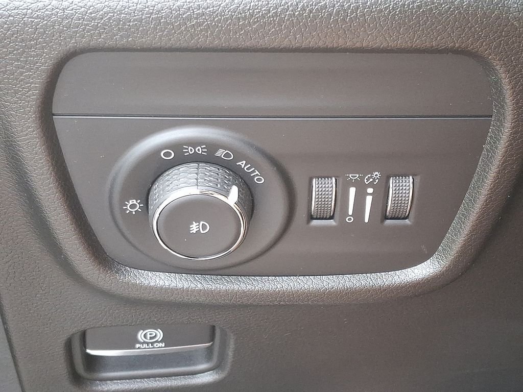 2022 Jeep Grand Cherokee Overland - Photo 28