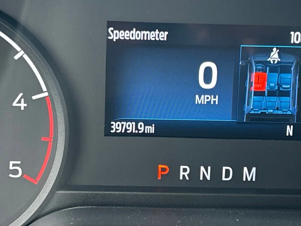 Used 2025 Oxford White Ford XLT image 25