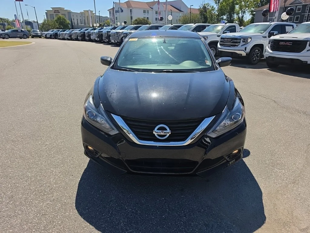 Used 2017 Nissan Altima SR with VIN 1N4AL3AP0HC499536 for sale in Macon, GA