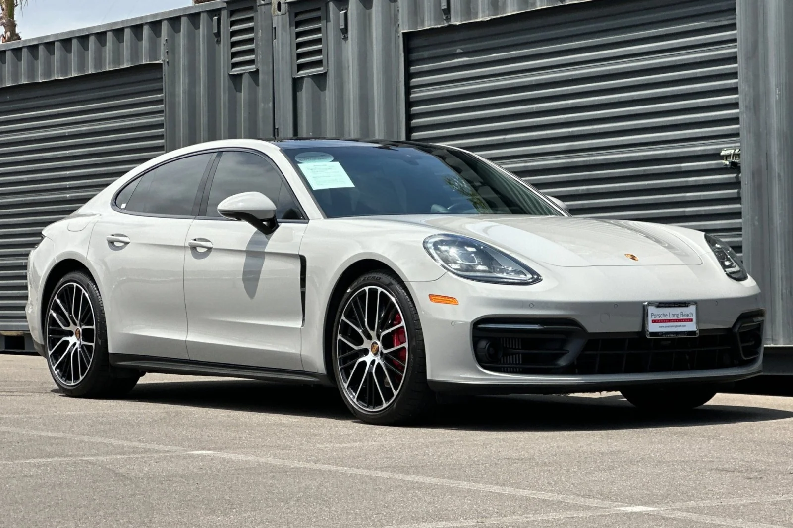 Used 2023 Chalk Porsche 4S image 10