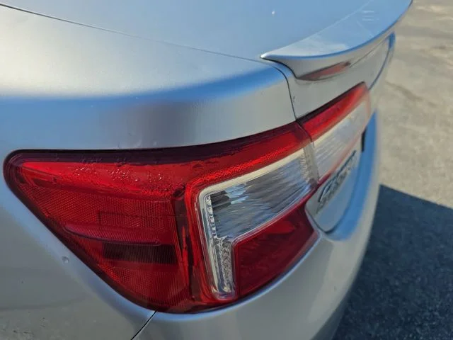Used 2014 Silver Toyota SE image 33