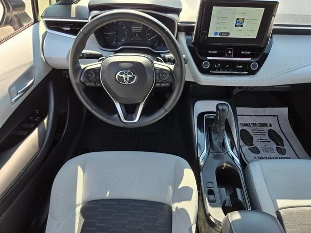 Used 2025 White Toyota SE image 13