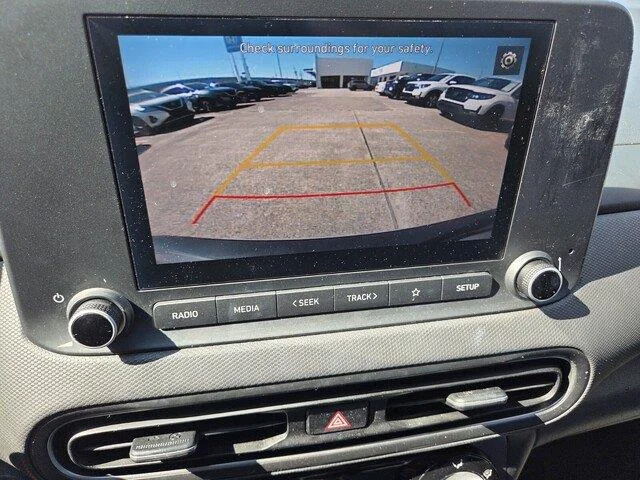 Used 2023 Lunar White Hyundai SEL image 16