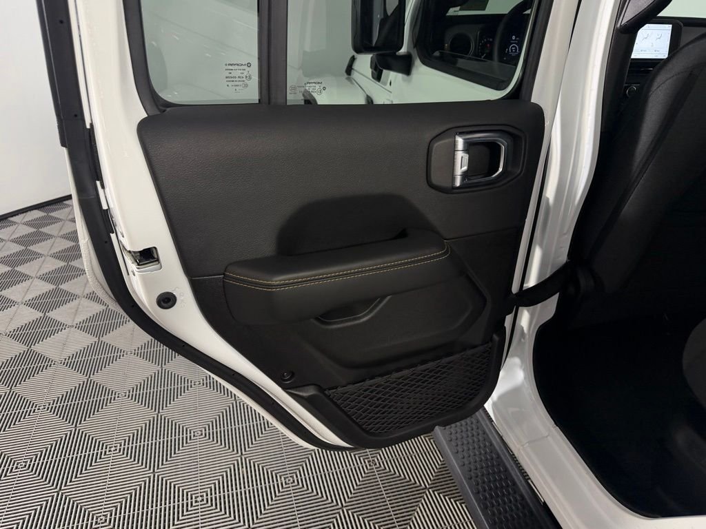 Certified Used 2025 White/off-white Jeep Sahara 4xe image 28