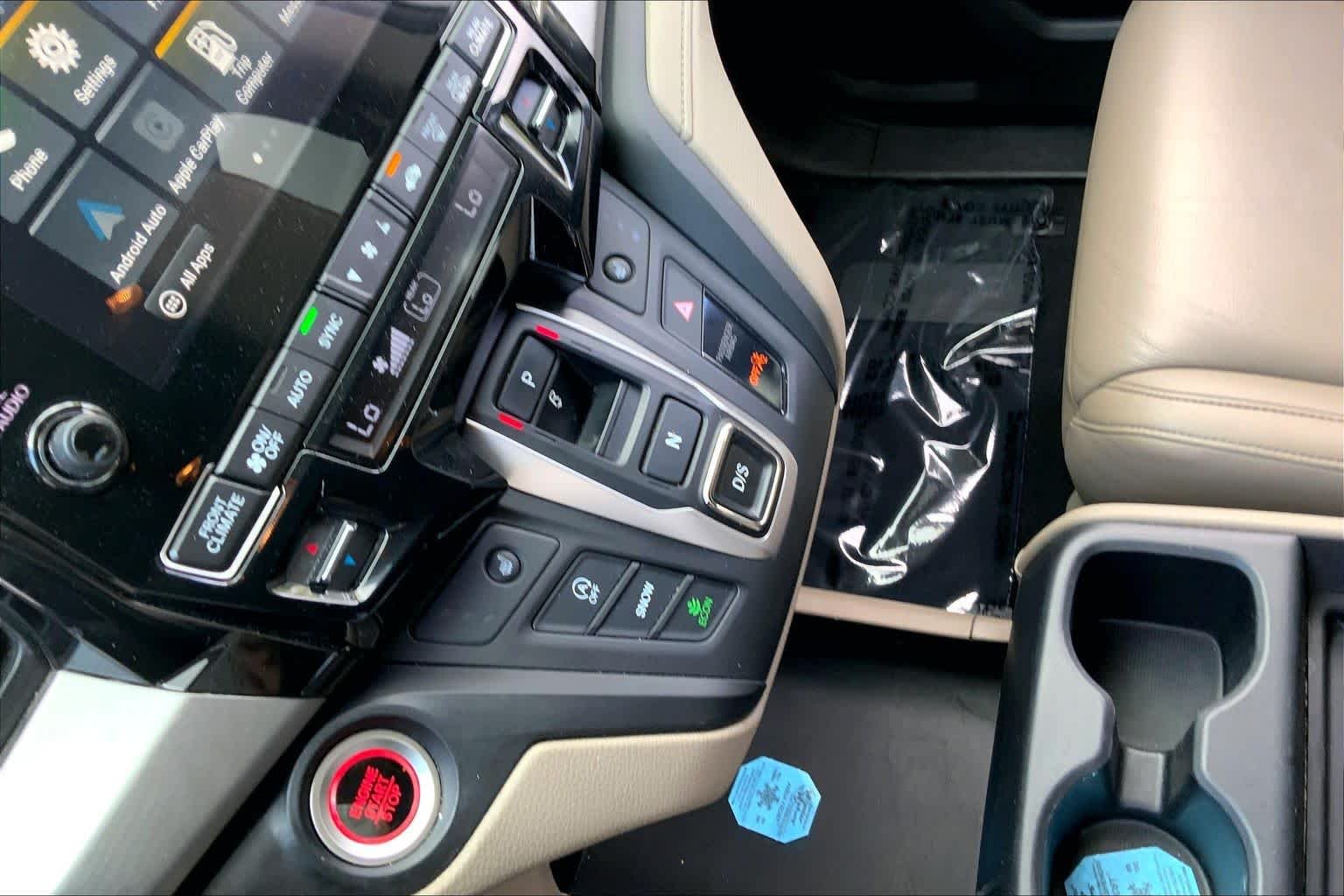 2024 Honda Odyssey EX-L - Photo 17
