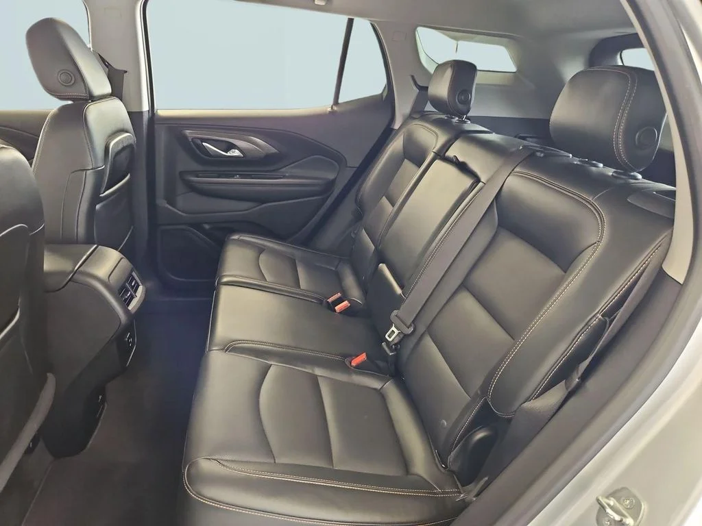 Used 2018 Quicksilver Metallic GMC SLT image 23