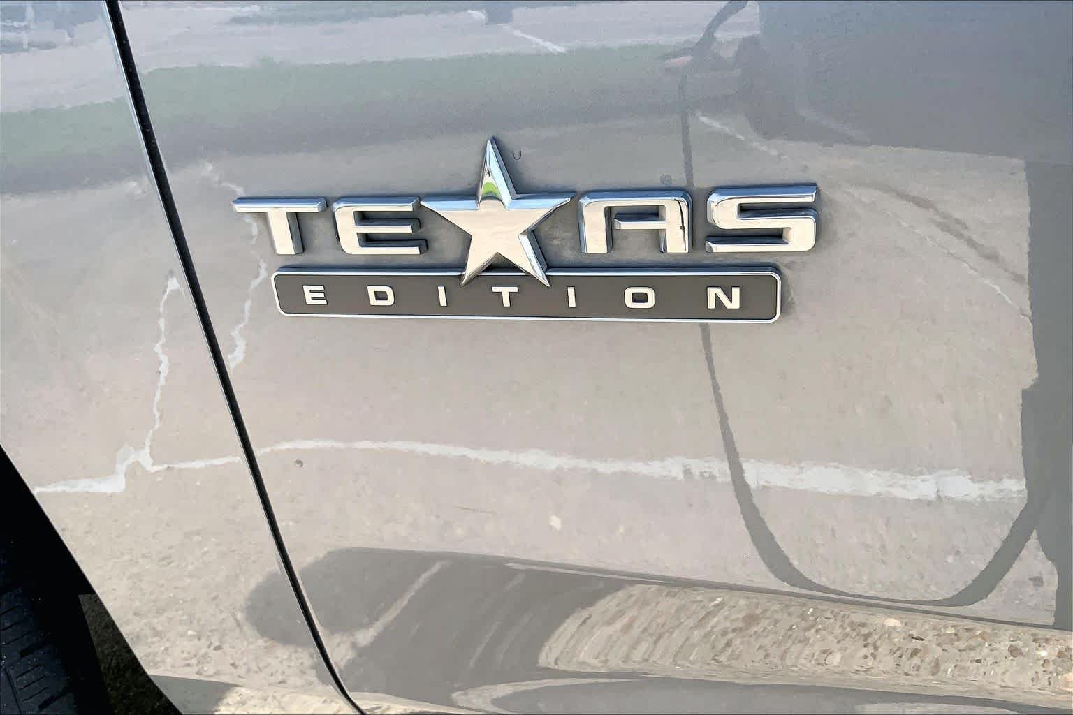 Used 2021 Satin Steel Metallic Chevrolet LT image 10