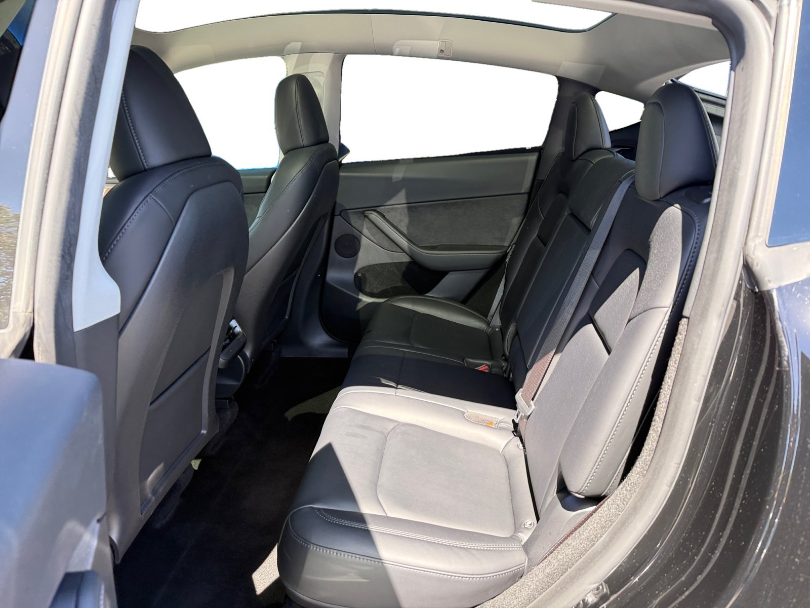 Used 2023 Solid Black Tesla Standard Range image 16