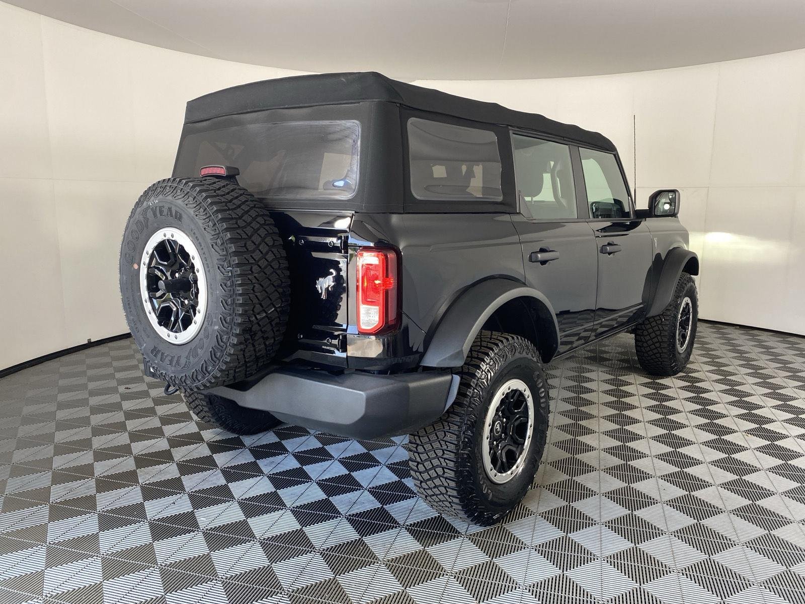 Used 2021 Shadow Black Ford Base Advanced image 4