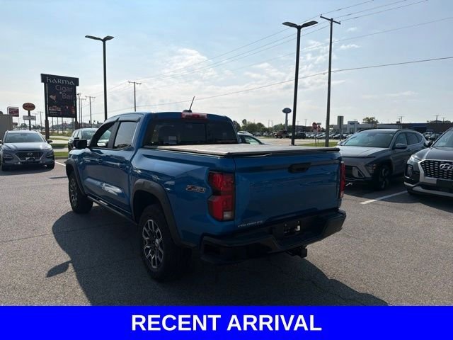 Used 2023 Blue Chevrolet Z71 image 23