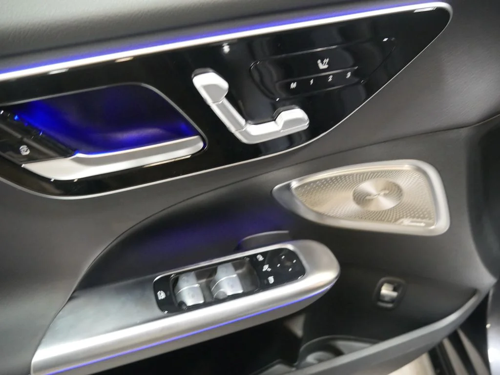 New 2026 Graphite Grey Metallic Mercedes-Benz C 300 image 63