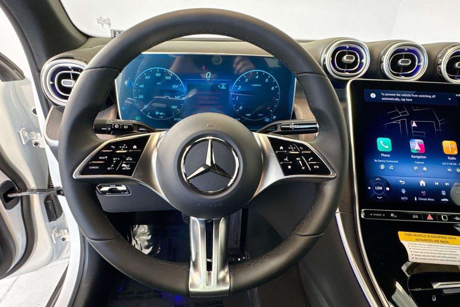 New 2026 Polar White Mercedes-Benz GLC 300 image 11