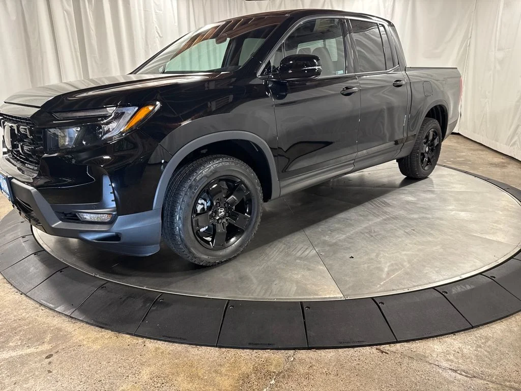 2026 Honda Ridgeline Black Edition's photo