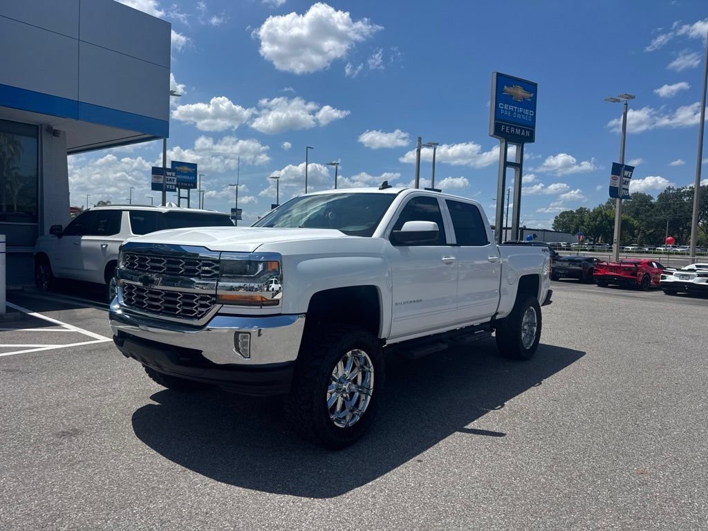 2018 Chevrolet Silverado 1500 LT 4X4 Crew Cab Short Box's photo