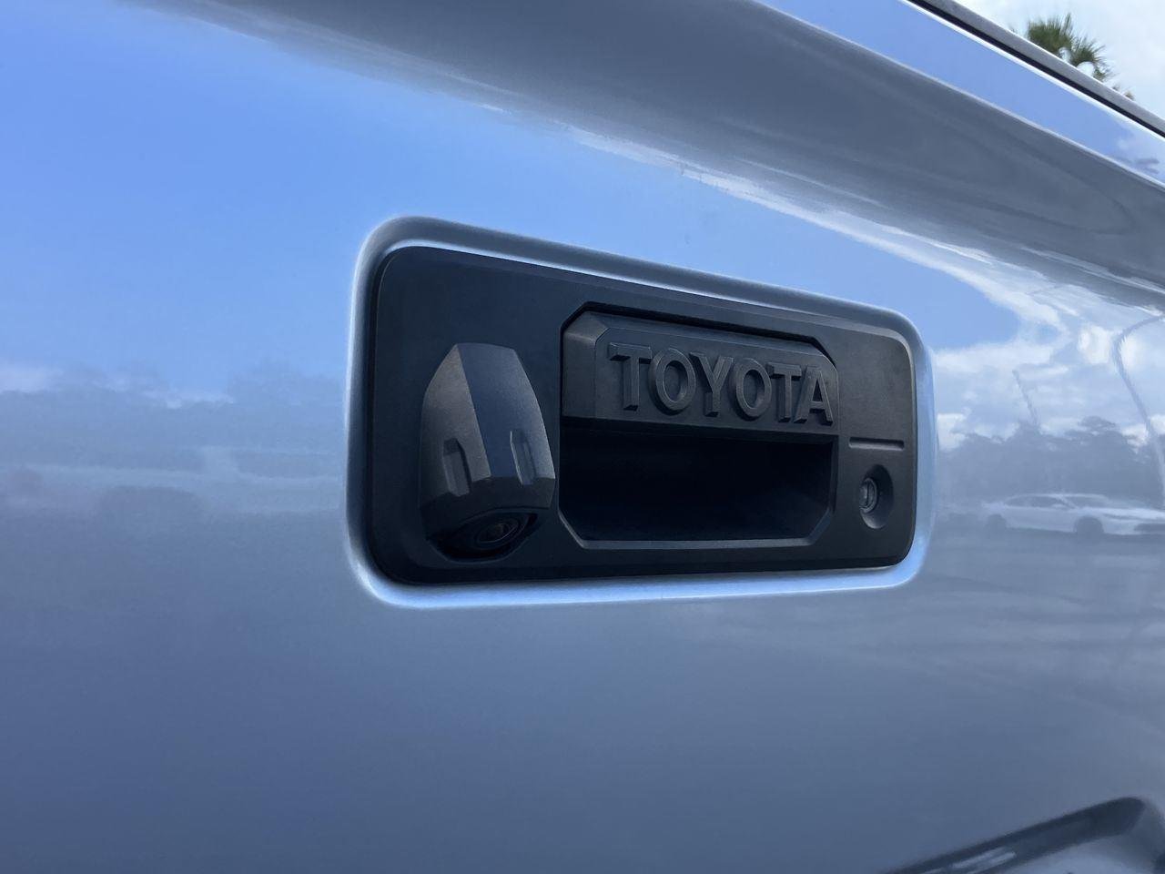 Used 2022 Silver (Celestial Silver Metallic) Toyota SR5 Double Cab image 11