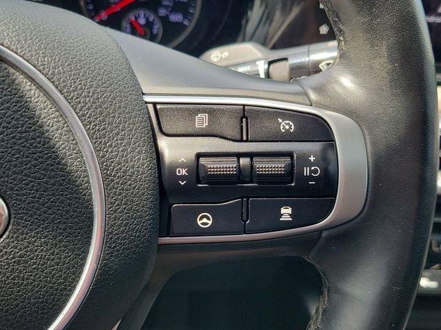 Used 2021 Black Kia EX image 20