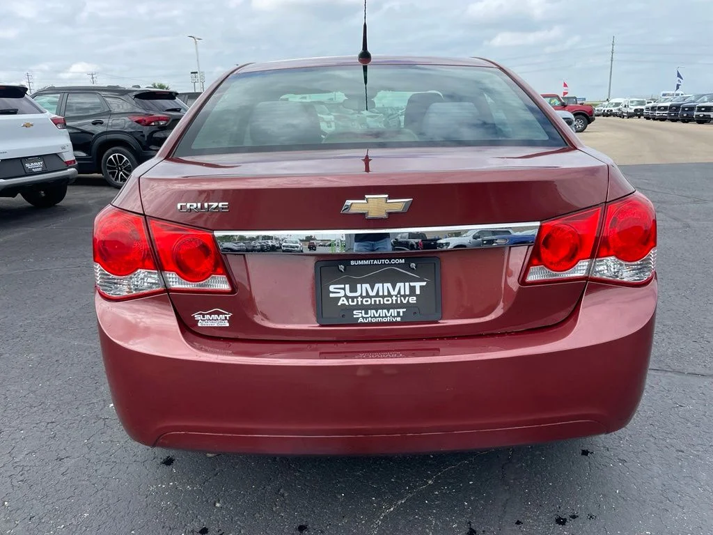 Used 2012 Autumn Metallic Chevrolet LS image 25