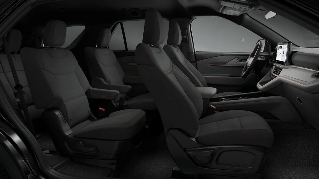 New 2027 Agate Black Metallic Ford Active image 6