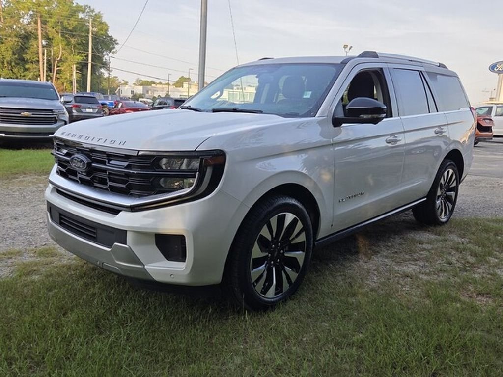 Used 2026 Oxford White Ford Platinum image 4