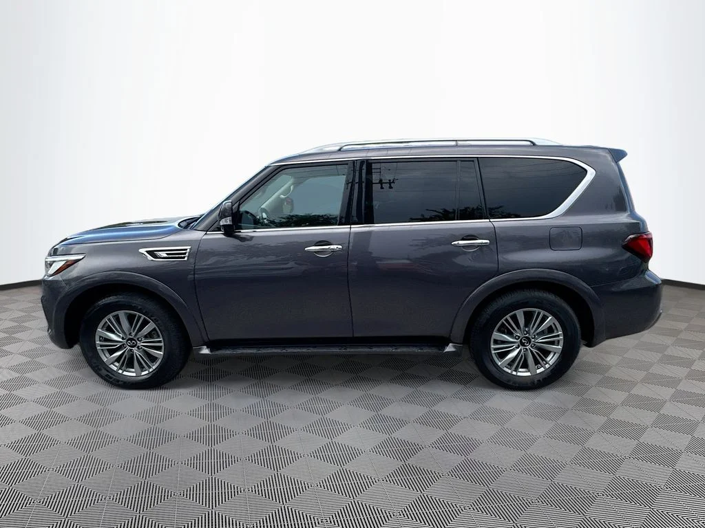 Certified Used 2024 Gray INFINITI LUXE image 9