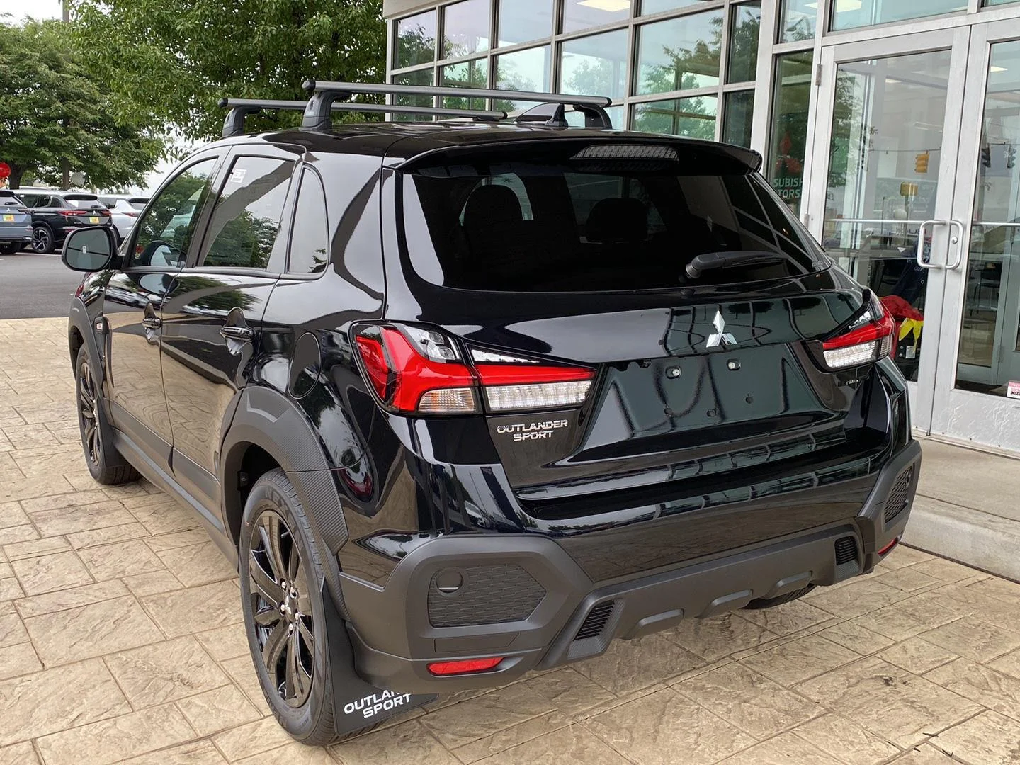 New 2026 Labrador Black Pearl Mitsubishi Trail Edition image 5