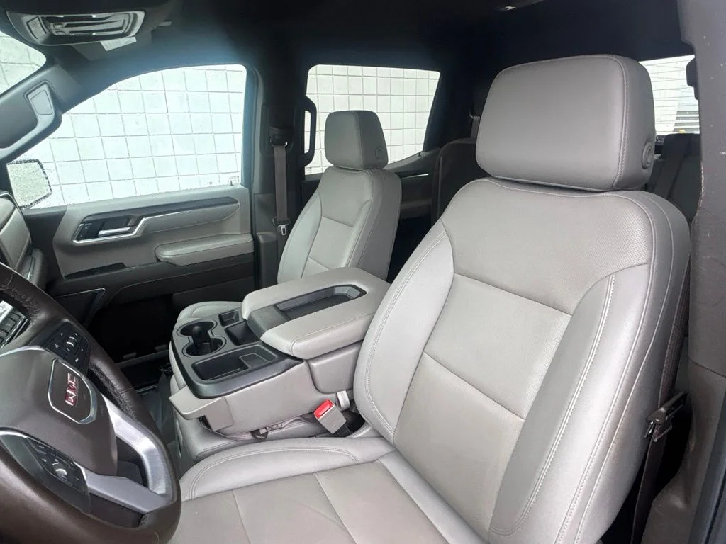 Used 2025 Black GMC SLT image 12