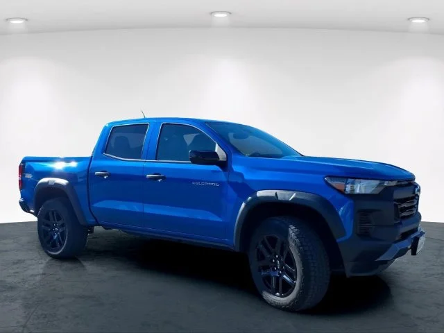 Used 2024 Blue Chevrolet Trail Boss image 5