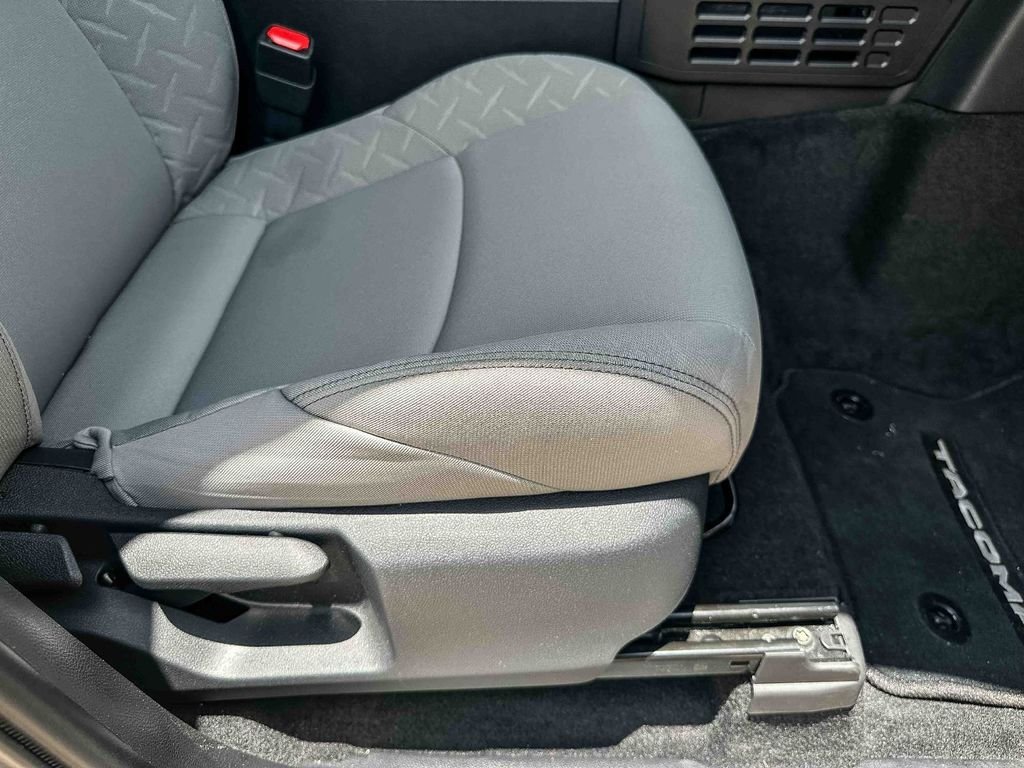 Certified Used 2026  Toyota SR5 image 46