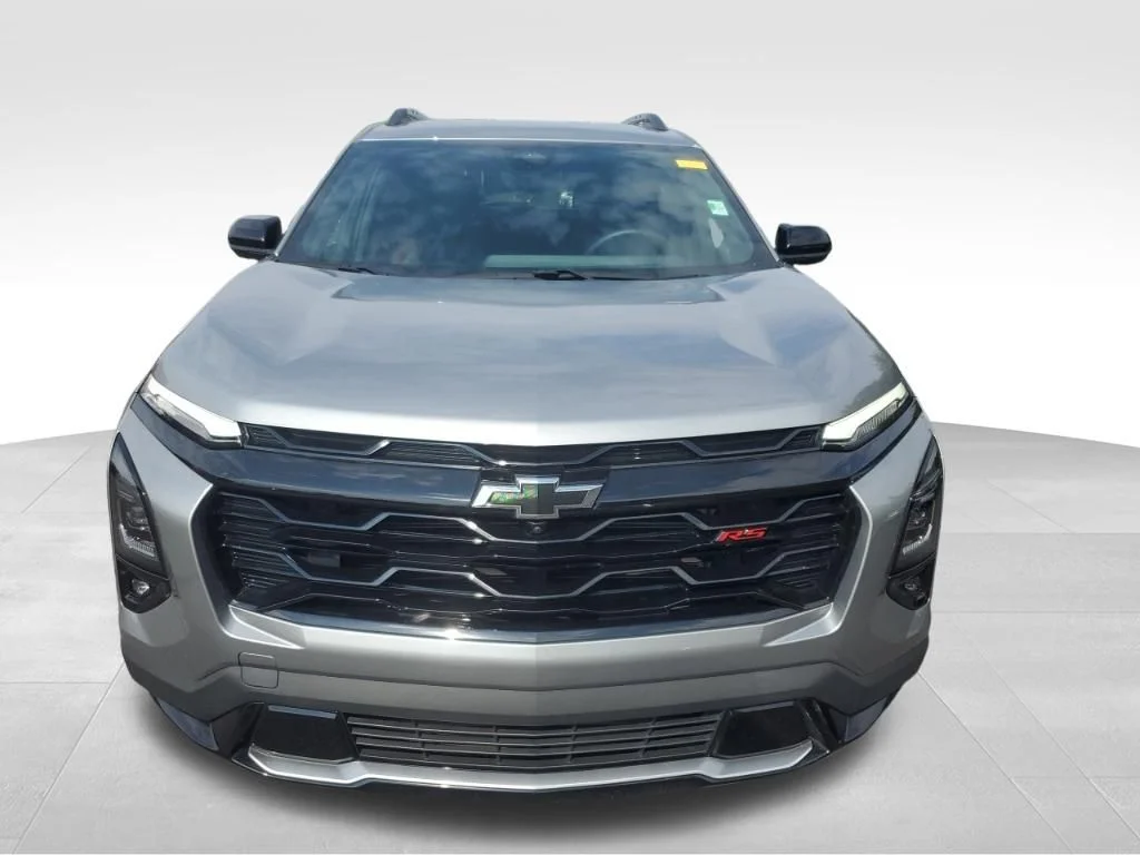Used 2025 Gray Chevrolet RS image 10