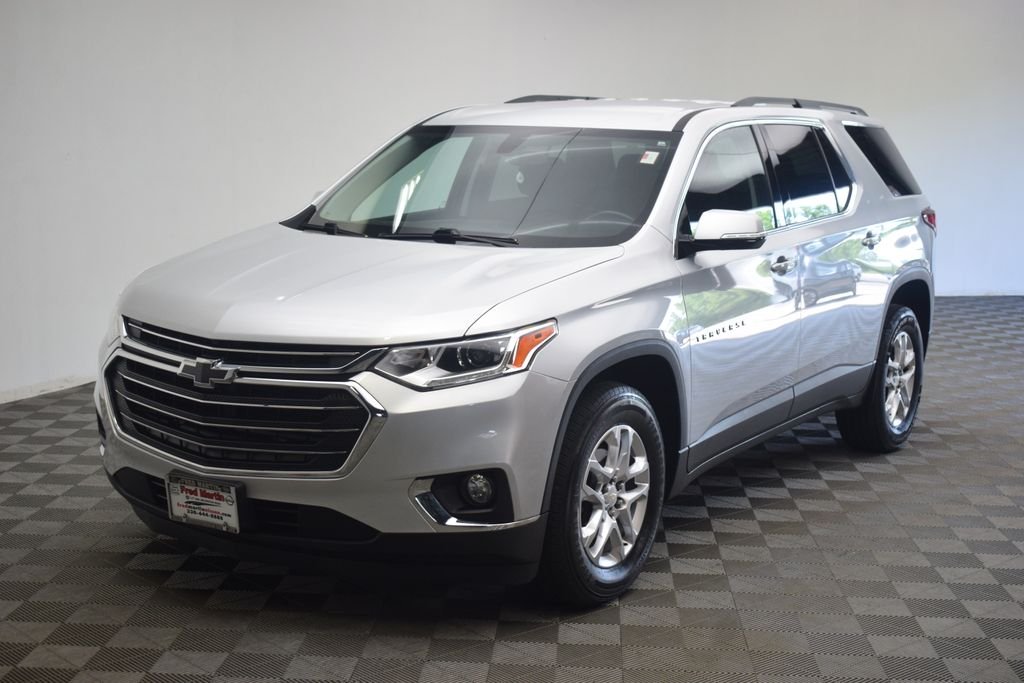 Used 2019 Chevrolet Traverse 1LT with VIN 1GNERGKW9KJ315857 for sale in Norton, OH