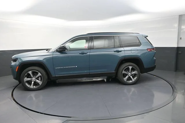 New 2026 Steel Blue Exterior Paint Jeep Limited image 6