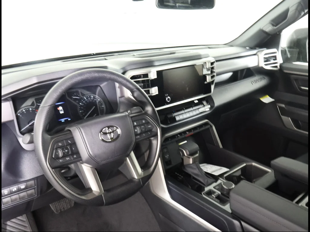 2026 Toyota Tundra SR5 - Photo 6