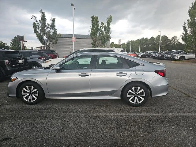 Used 2026  Honda LX image 4