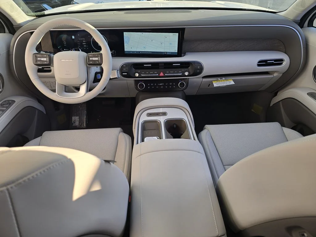 New 2026 Green Hyundai SEL Premium image 7