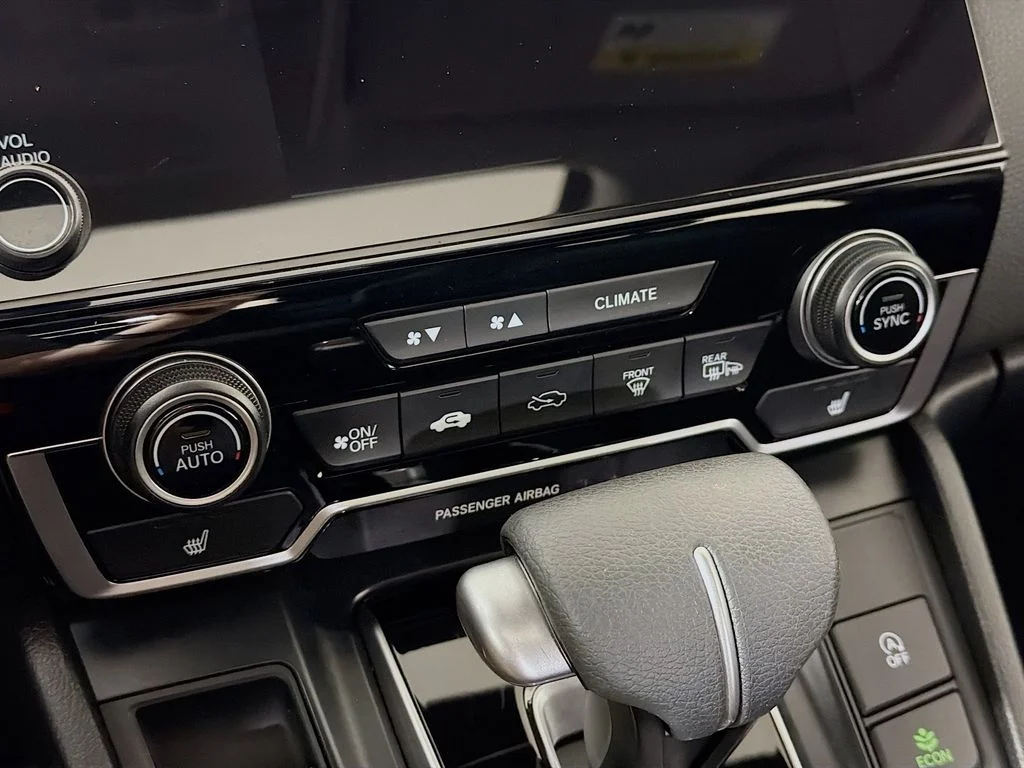 Used 2022 White Honda EX image 17