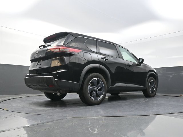 Used 2025 Black Nissan SV image 37