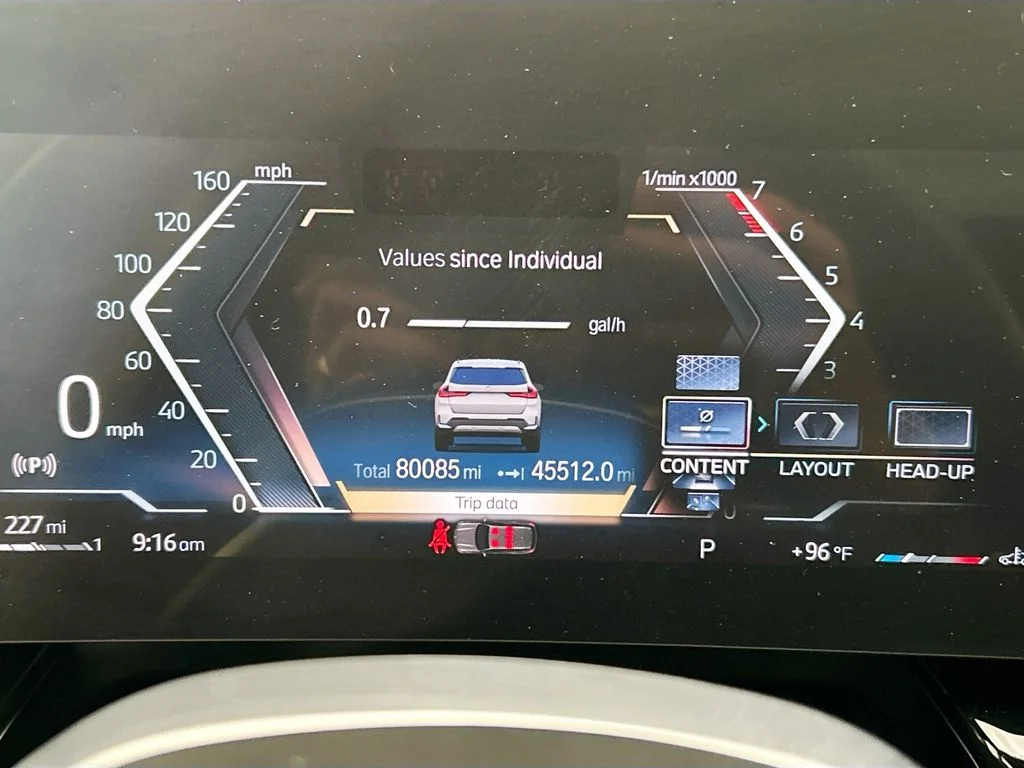 Used 2023 White BMW xDrive28i image 33