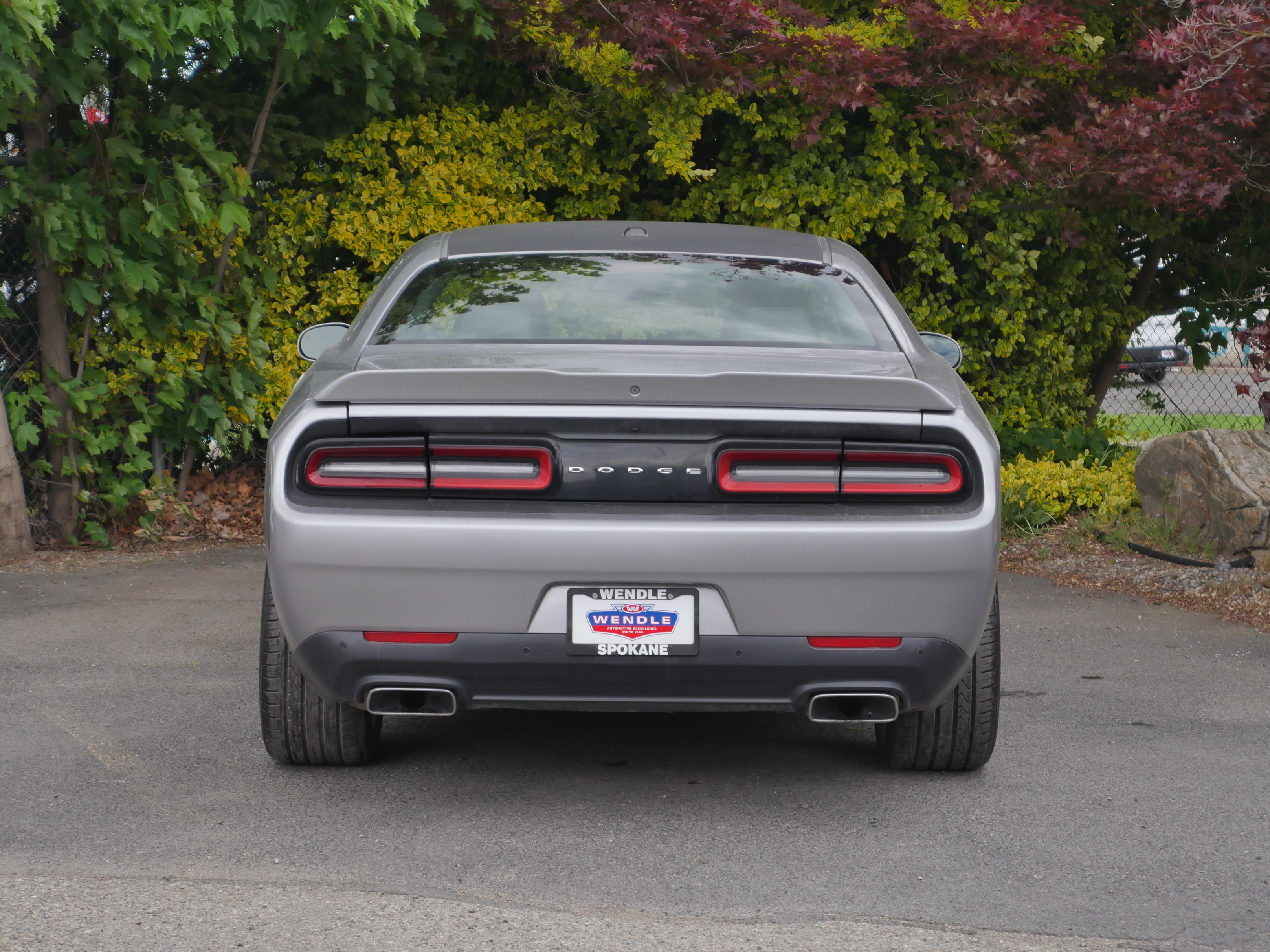 Used 2015 Granite Crystal Clearcoat Metallic Dodge R/T Plus image 22