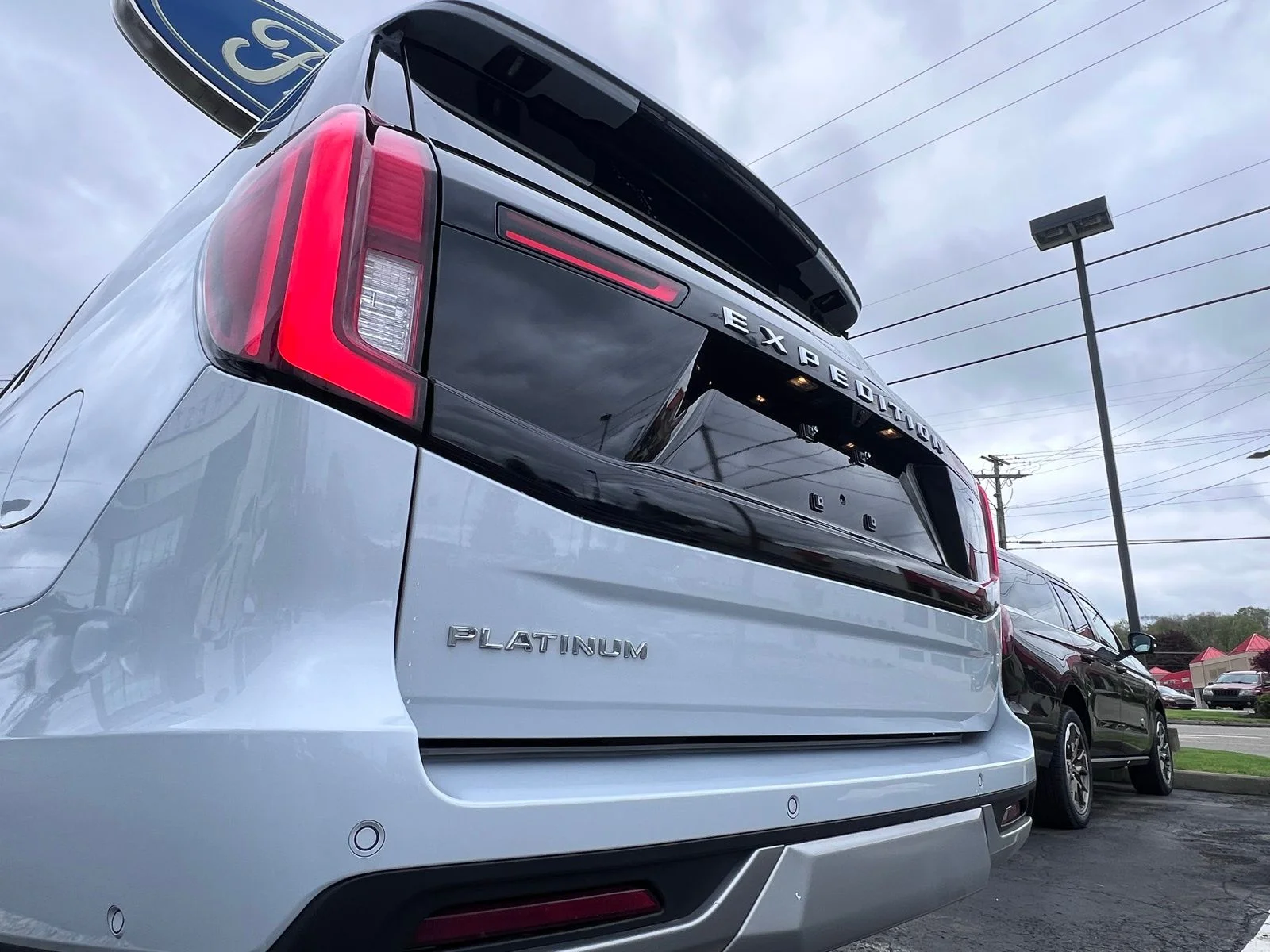 Certified Used 2025 Silver Metallic Ford Platinum image 11
