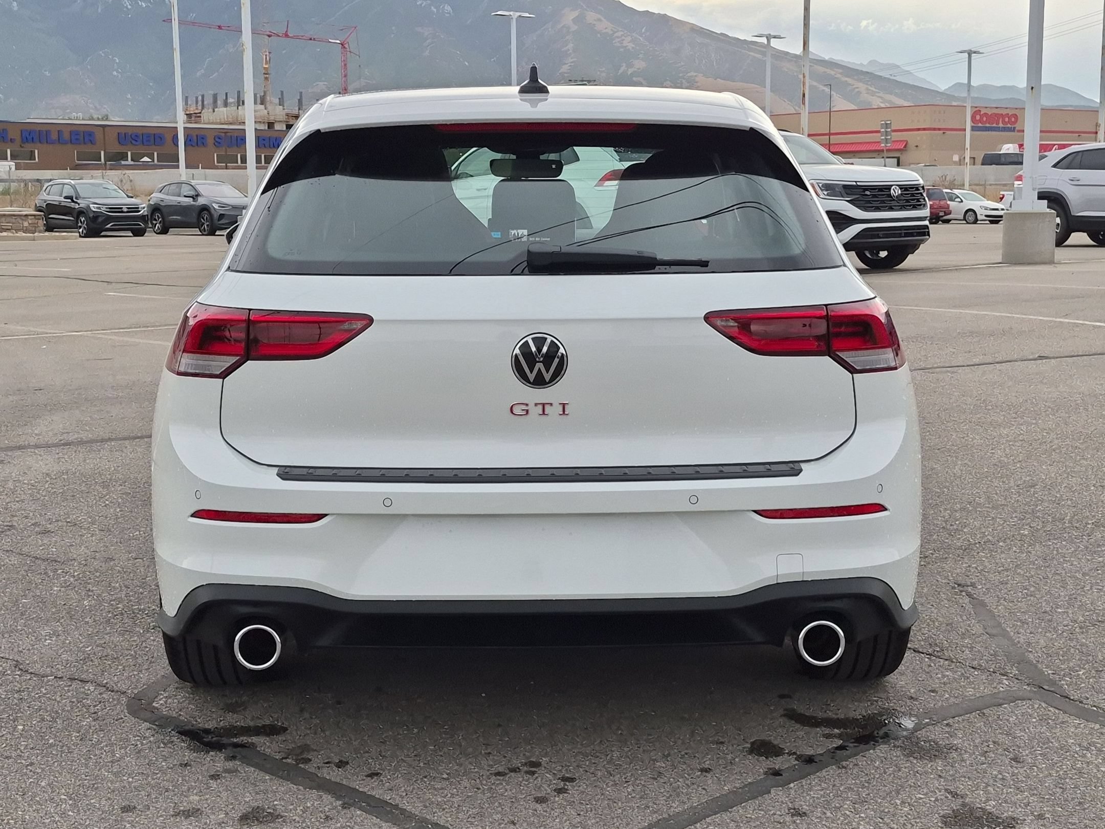 New 2026 Opal White Pearl Volkswagen SE image 4