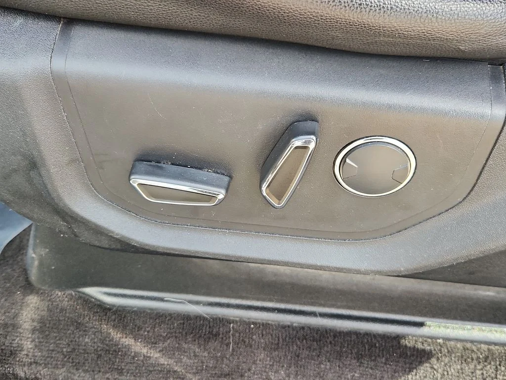 Used 2018 Gray Ford Lariat image 7