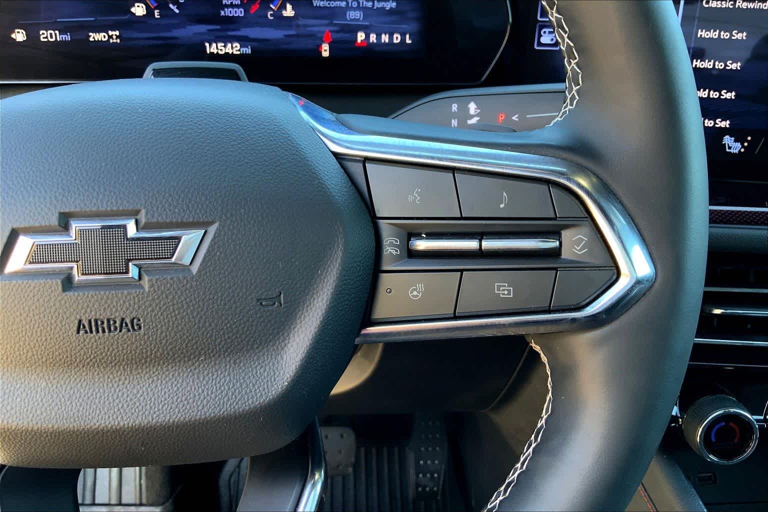 2024 Chevrolet Traverse Z71 - Photo 25