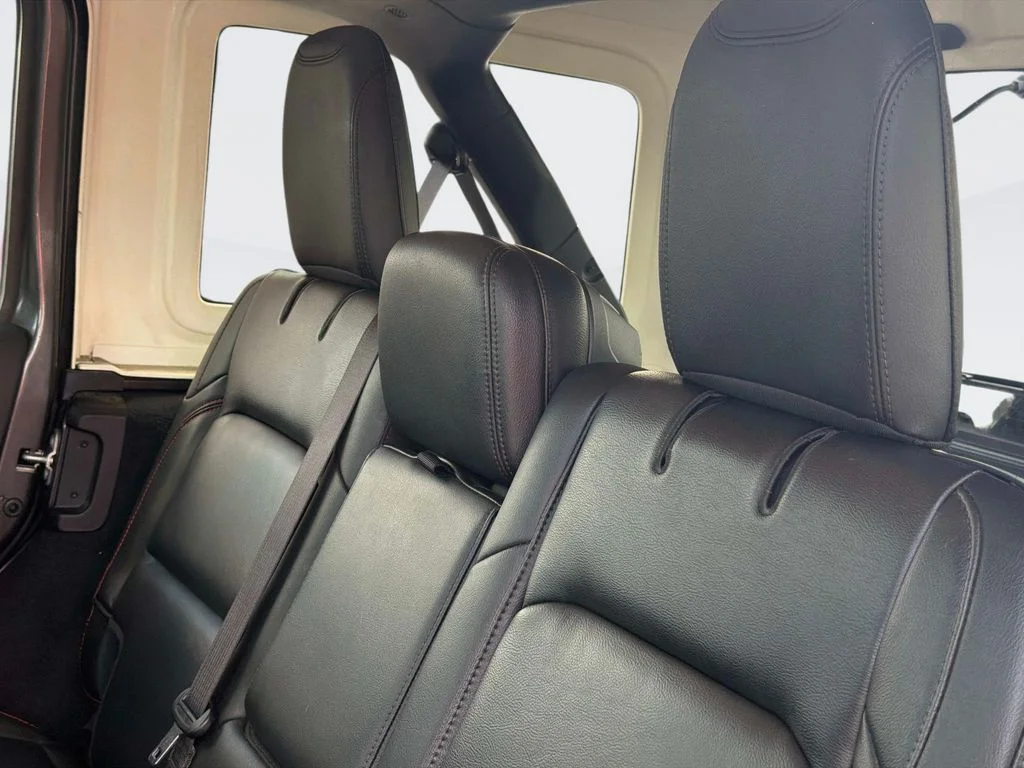 Used 2020 Gray Jeep Unlimited Rubicon image 15