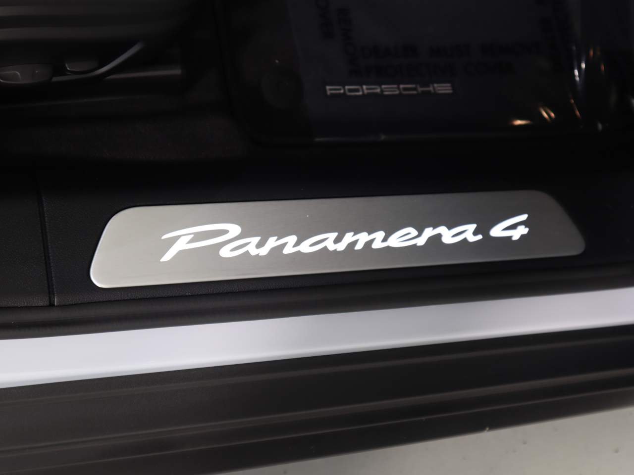 Used 2025 White Porsche 4 image 21