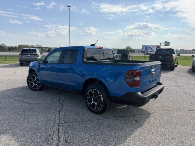 Certified Used 2025 Blue Ford LARIAT image 5