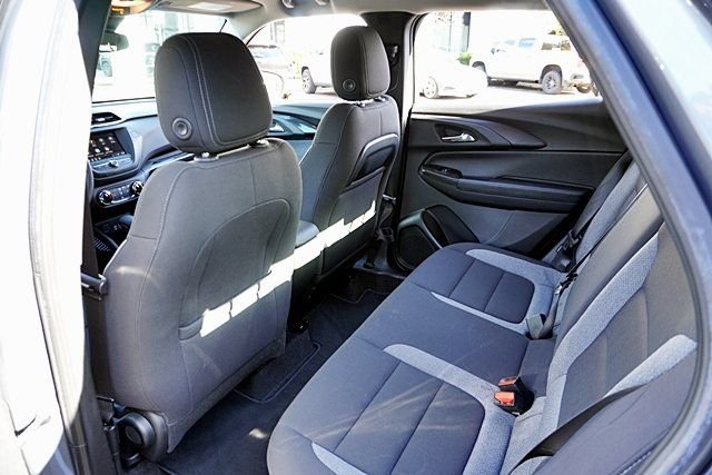 Used 2022 Gray Chevrolet LS image 16