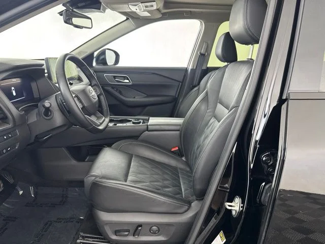 Certified Used 2025 Black Nissan Platinum image 21