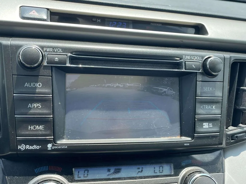 Used 2015 Classic Silver Metallic Toyota Limited image 16
