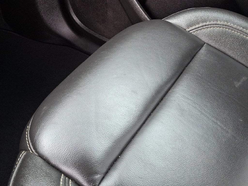Used 2023 Sterling Gray Metallic Chevrolet LT Leather image 27